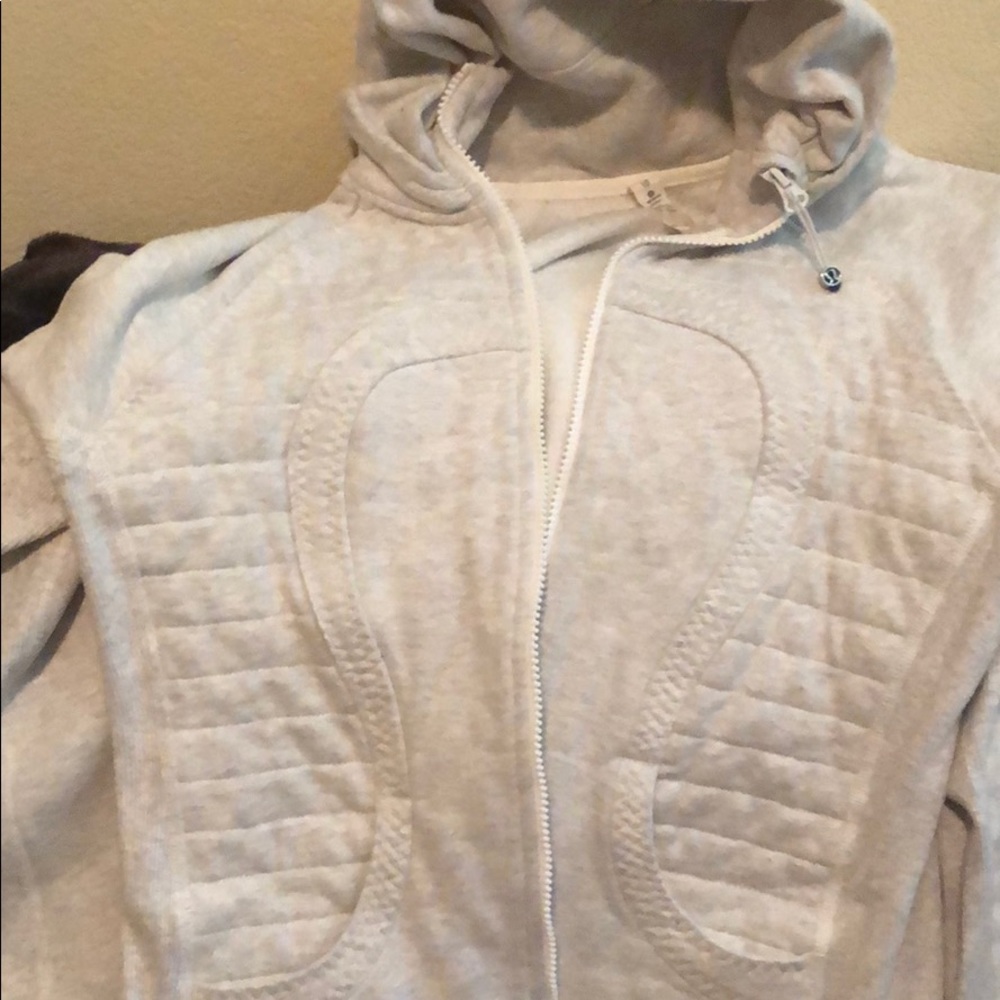 Lululemon scoops hoodie size 10